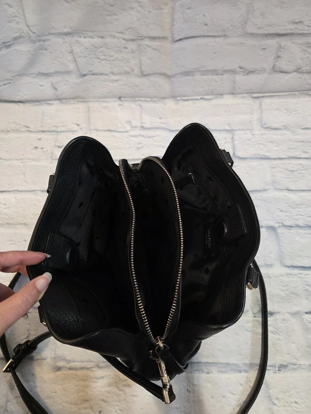 Kate spade Jackson MD triple compt Satchel